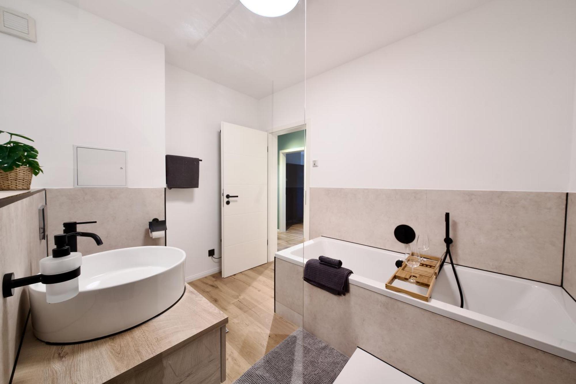 츠비카우 Edler Wohnraum Schwanenteich-Penthouse Mit Garage, Grill, Kaffeevollautomat, Klima, Lift & Terrasse 아파트 외부 사진